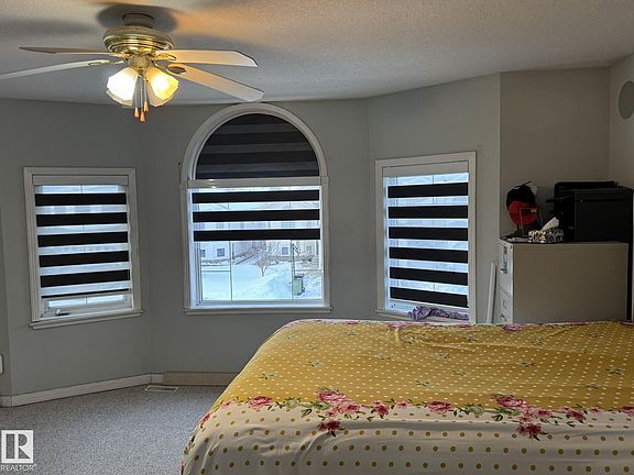 4th image of 3139 34b Ave NW
