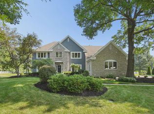 340 Shale Ridge Ct, Powell, OH 43065