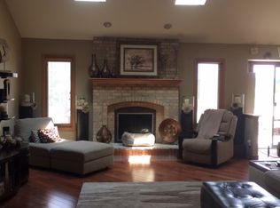 935 Harmoni Ln, New Lenox, IL 60451