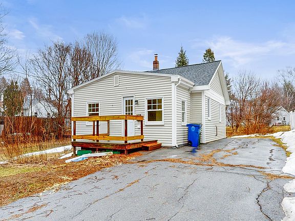 3rd image of 36 Arlington Avenue
