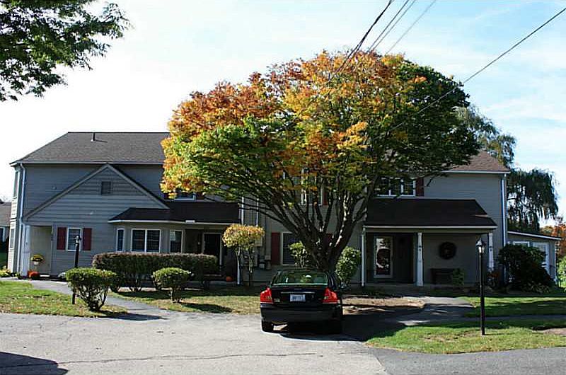 1st image of 49 Arnold Ct #B