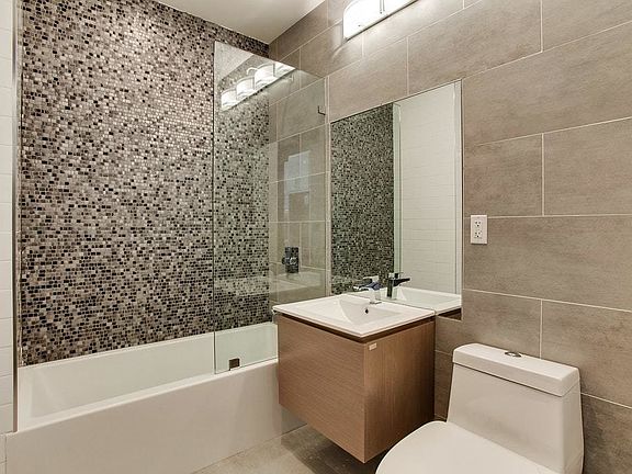 4th image of 441 Franklin Ave APT 4B