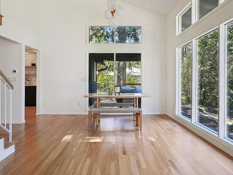 260 NW 114th Ave — Photo 13