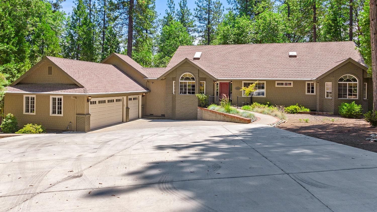 121 Sterling Ct, Grass Valley, CA 95949 Zillow