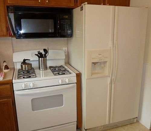 3rd image of 22301 Stephens St