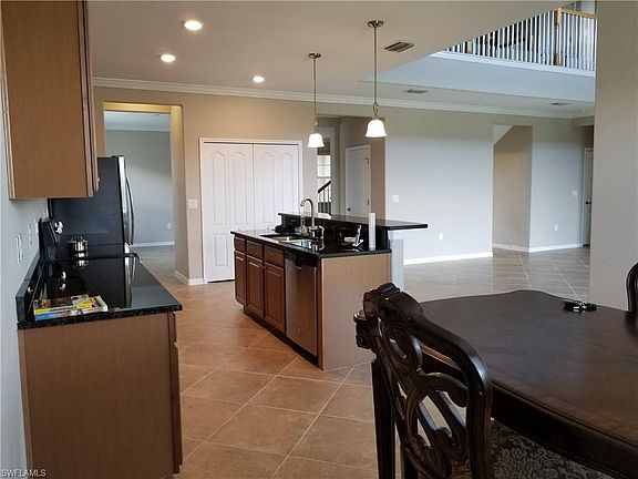 4th image of 2106 Satsuma Ln