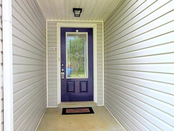 2nd image of 828 Cindy Jo Ct