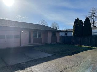 1052 28th St, Springfield, OR 97477
