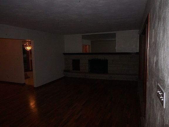 4th image of 29686 County Road 20