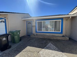 33139 Lake Mead Dr, Fremont, CA 94555