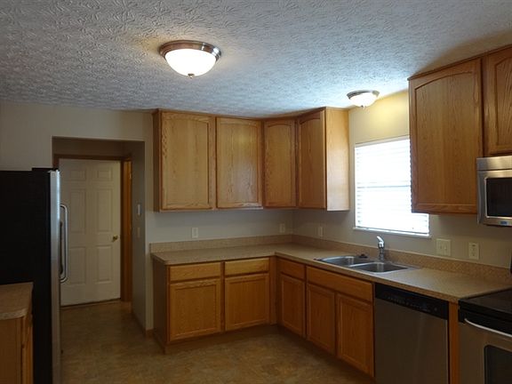 4th image of 1279 Poplar Creek Ct #1274