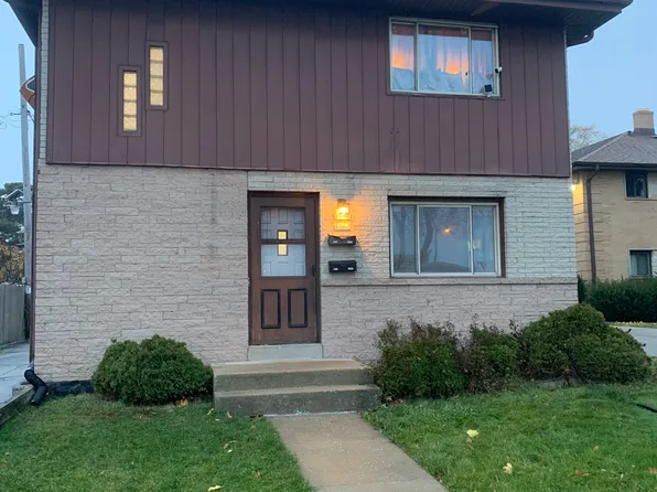 4961 S 13th St, Milwaukee, WI 53221