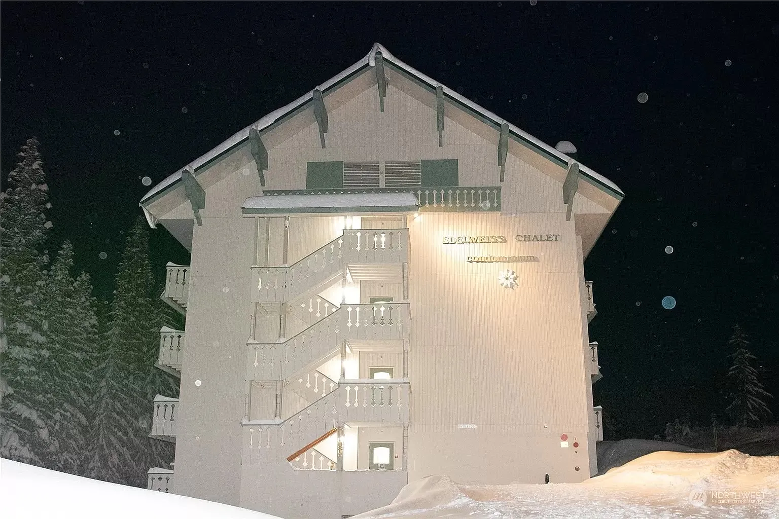 1 bed, 464 sqft, $1,300 — Photo 3