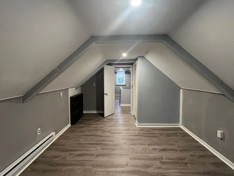 2518 Linwood Rd — Photo 17