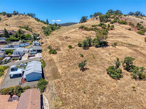 3rd image of 670 Walnut Dr Lot 2