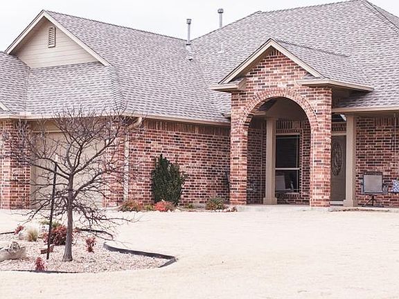 3rd image of 2231 Silver Crossings Cir