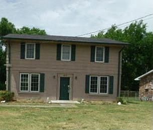 1st image of 3219 Vailview Dr