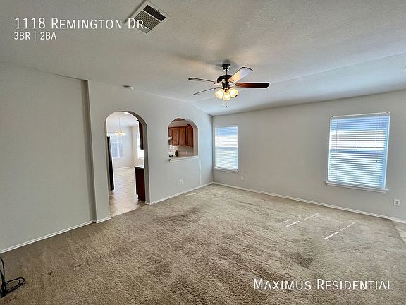 3rd image of 1118 Remington Dr