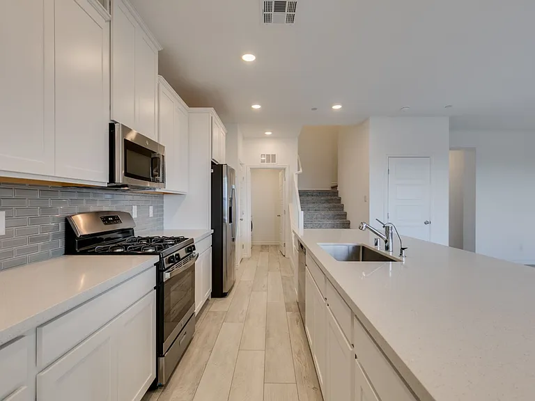 600 N Carriage Hill Dr #1140 — Photo 24
