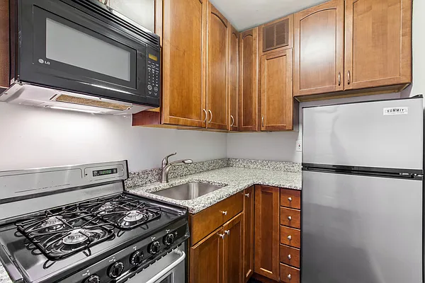 Sold by Douglas Elliman | media 3