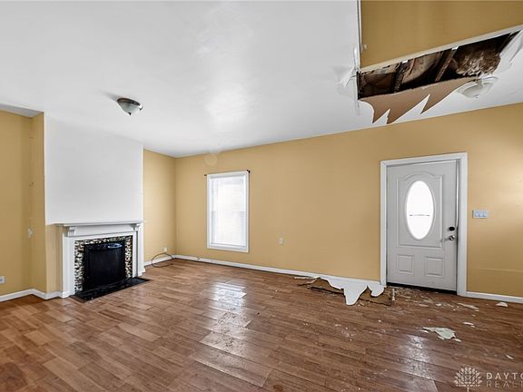 5th image of 96 Notre Dame Ave