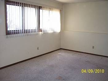 4th image of 9531 Van Buren St NE