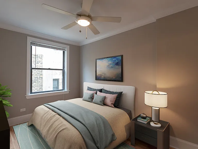 426 W. Surf — Photo 16