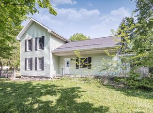 24 Elm Circle Dr, Sunfield, MI 48890