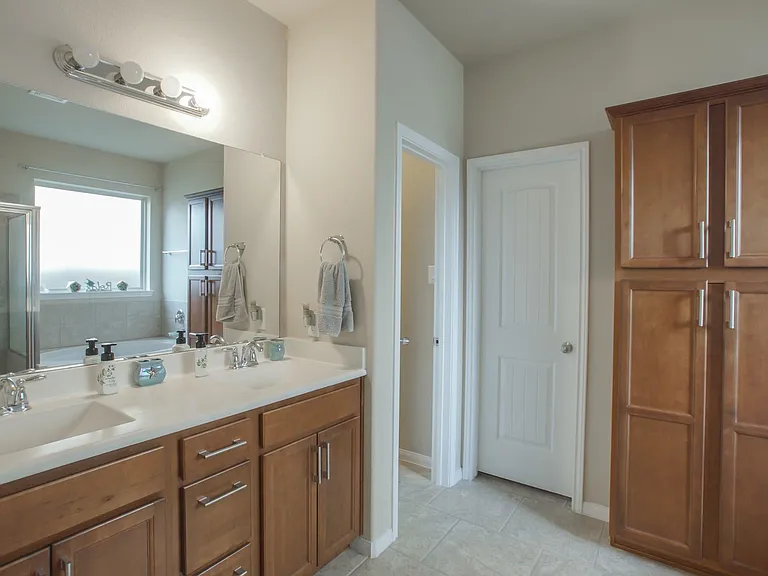 111 Pheasant Run Dr — Photo 35