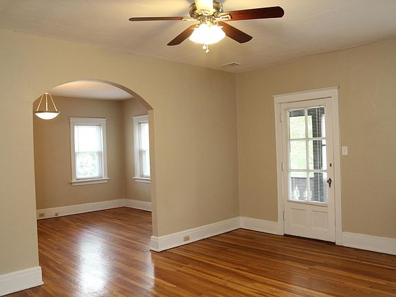 5th image of 7307 Delmar Blvd APT 2E