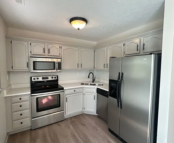 4421 Spring Bay Ct — Photo 4