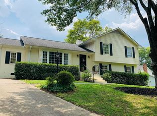 1321 Lennox Pl, Raleigh, NC 27612