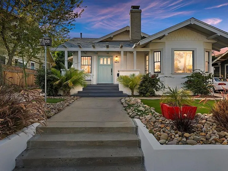 The historic and cozy craftsman's front entrance