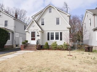 37 Jewett Ave, Tenafly, NJ 07670