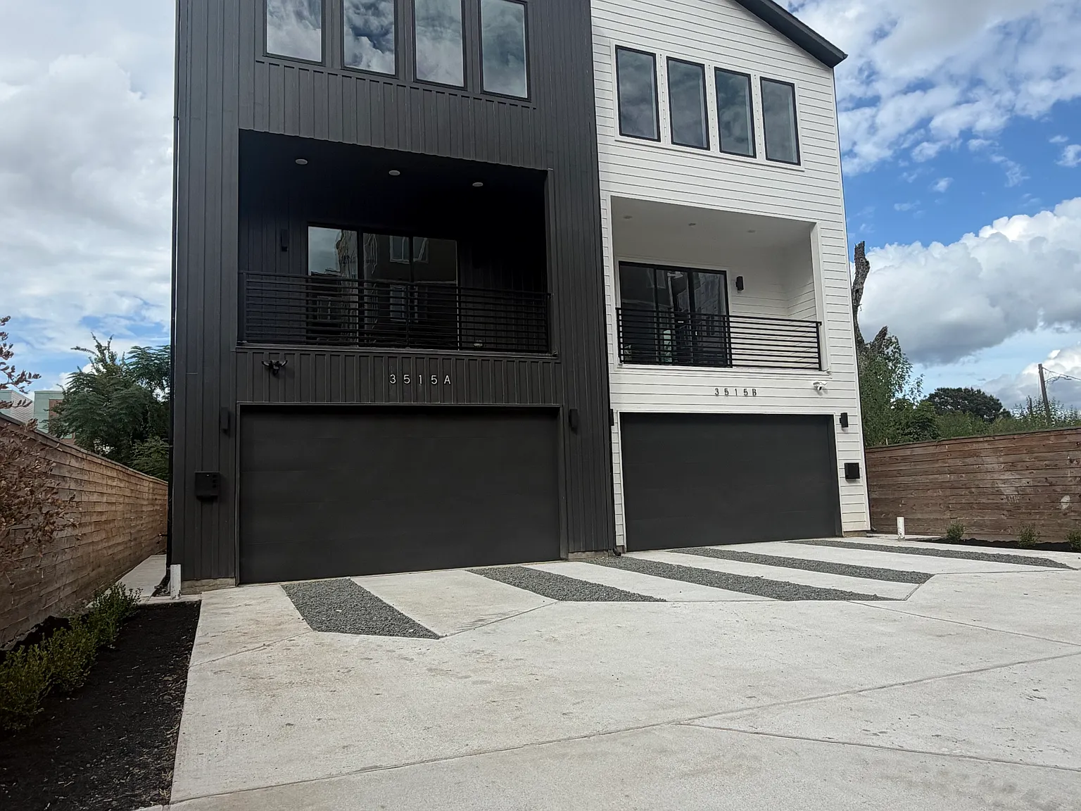 5 bed, 3000 sqft, $5,500 — Photo 1