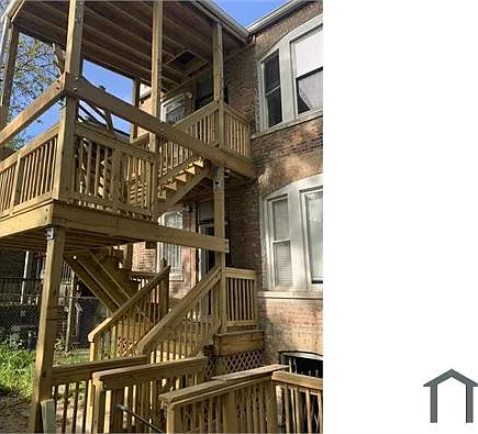 5739 S Green St #2 — Photo 4
