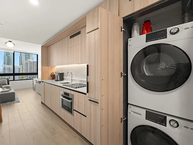 Washer/Dryer