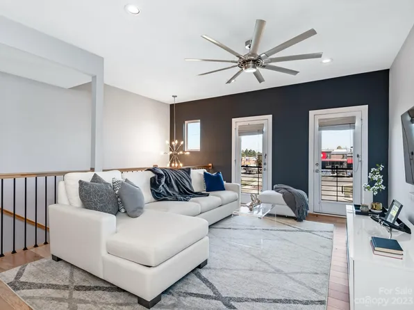 2708 Grand Union Way, Charlotte, NC 28209