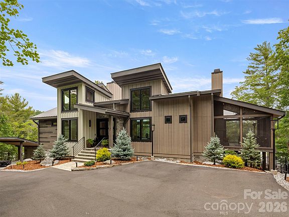 2nd image of 425 Dockside Dr