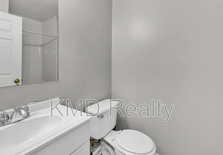 1638 Arlyn Cir #A — Photo 11