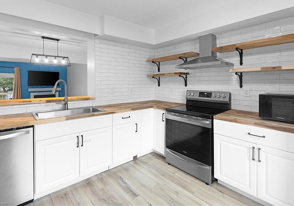 1st image of 2620 Cove Point Pl