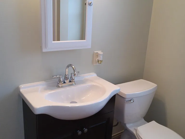 739 King St — Photo 6