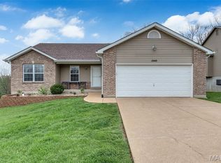 1040 Stonewick Ct, Herculaneum, MO