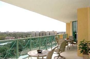 3rd image of 411 N New River Dr E APT 1002