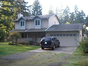 2nd image of 15247 Leona Dr SE