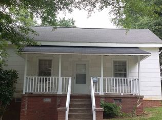 16 Sparks Ave, Ware Shoals, SC 29692