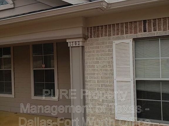 5th image of 400 Glade Rd APT 1303