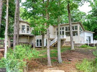 100 Eareckson Ln, Stevensville, MD 21666