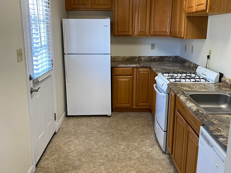 40 S Florida St #104 — Photo 2