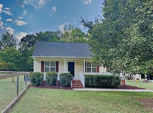 110 Mustang Ln, Zebulon, NC 27597